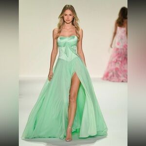 Sherri Hill NWT 57810 Strapless Mint Green Evening prom Gown chiffon